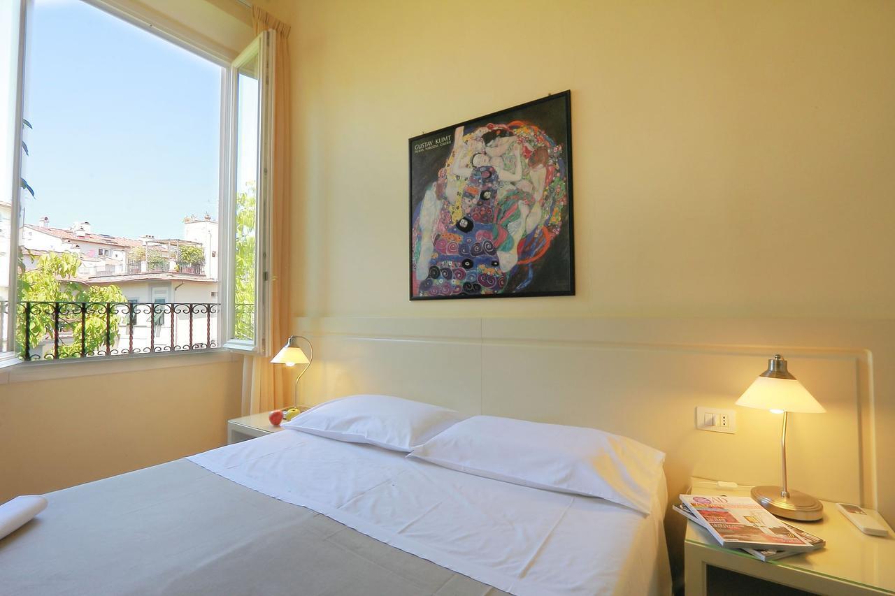 Relais Martinez ฟลอเรนซ์ ภายนอก รูปภาพ