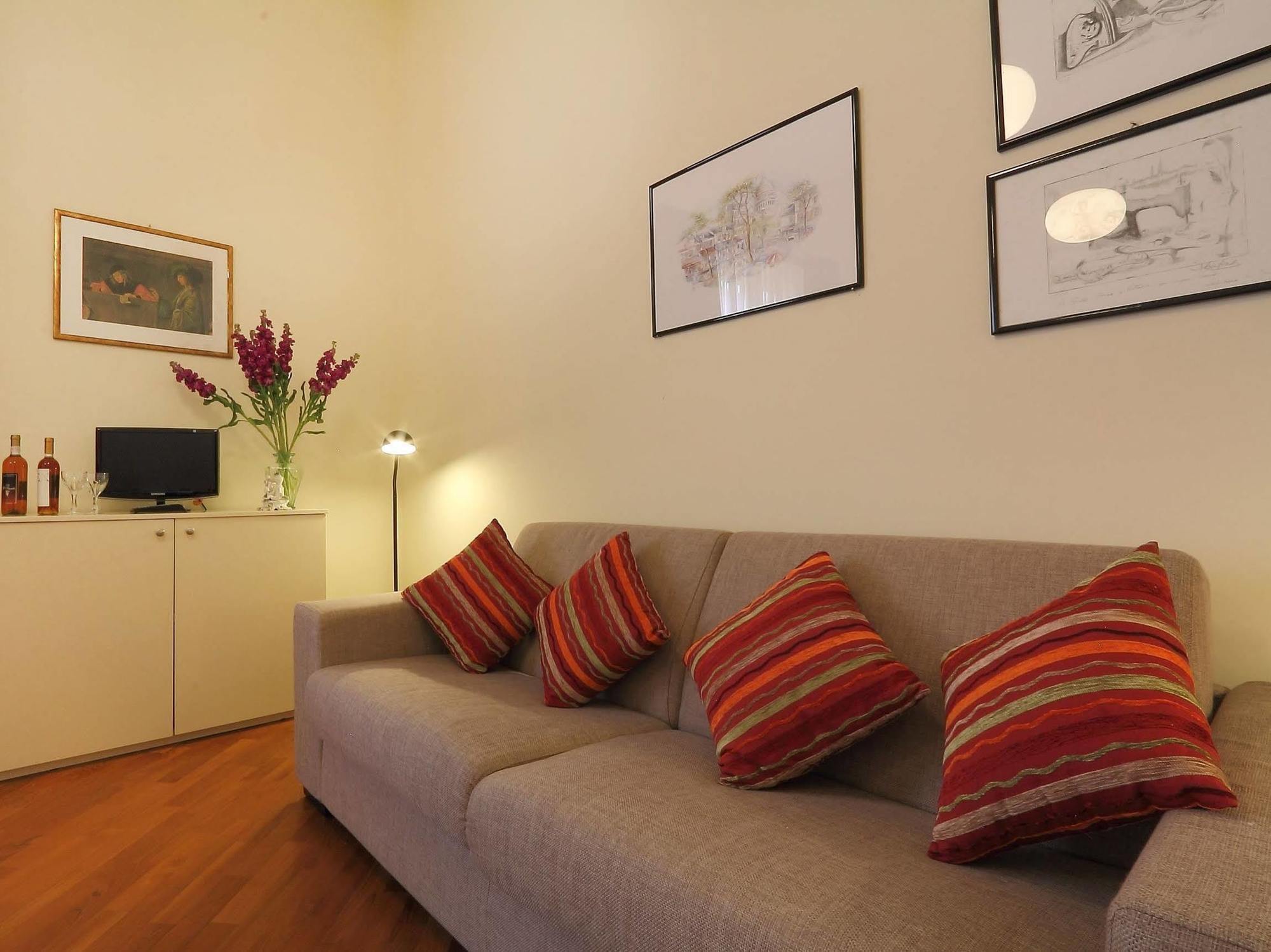 Relais Martinez ฟลอเรนซ์ ภายนอก รูปภาพ