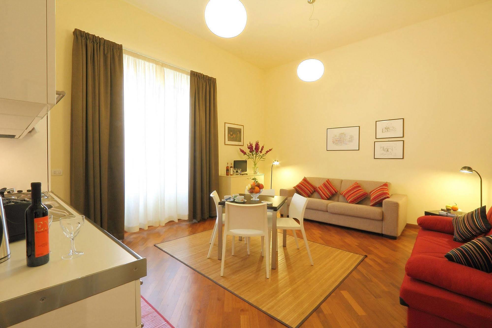 Relais Martinez ฟลอเรนซ์ ภายนอก รูปภาพ