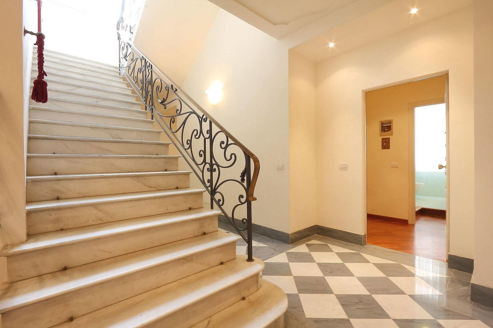 Relais Martinez ฟลอเรนซ์ ภายนอก รูปภาพ