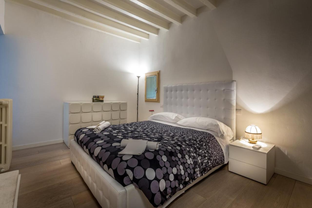 Relais Martinez ฟลอเรนซ์ ภายนอก รูปภาพ